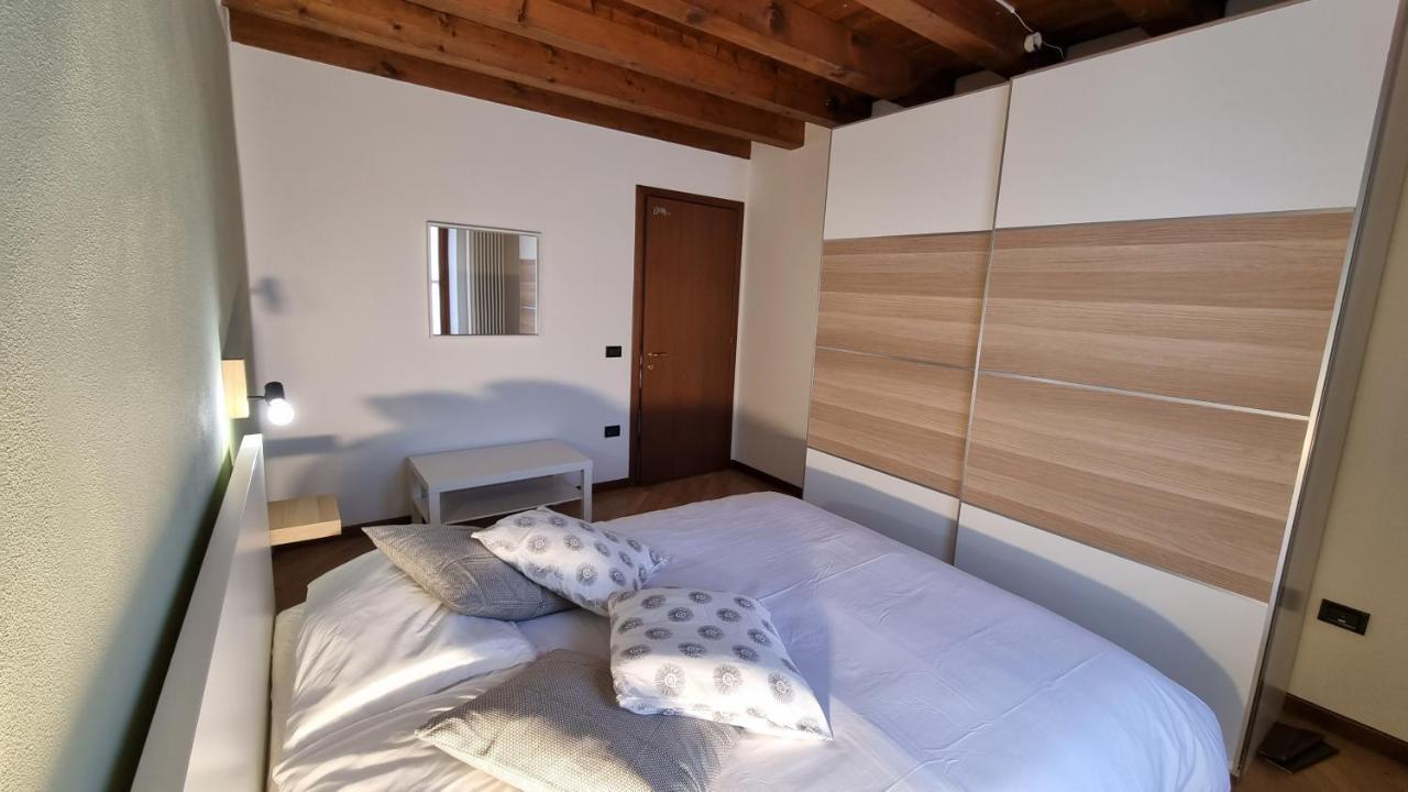 Apartamento Casa Chiara A Valeggio Sul Mincio Exterior foto