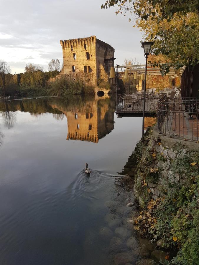 Apartamento Casa Chiara A Valeggio Sul Mincio Exterior foto